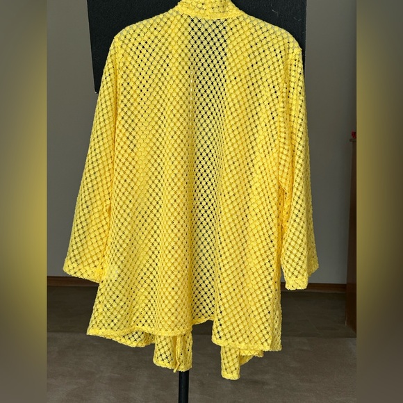 Yellow mesh over piece Sz 1X - Picture 2 of 3